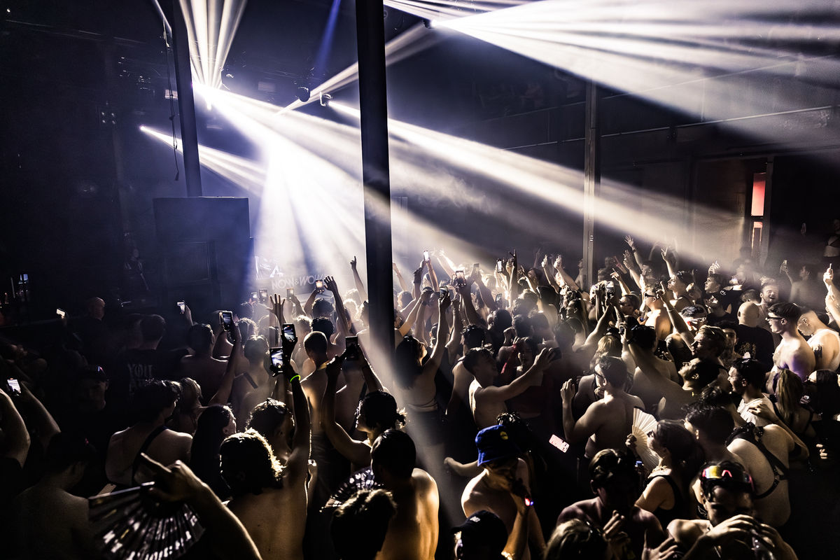 Loading... just a sec